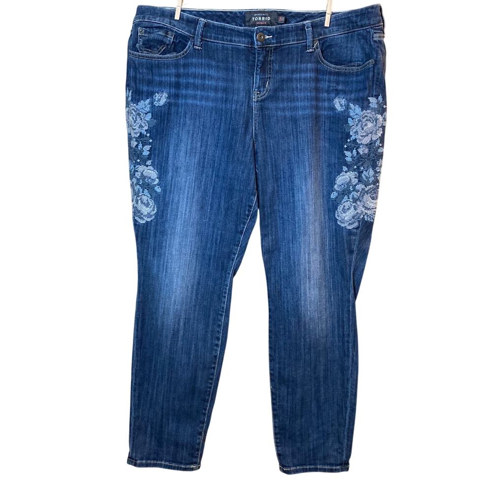 Torrid Premium Floral Embroidered Straight Leg Jeans Dark Blue Plus Size 22R EUC
